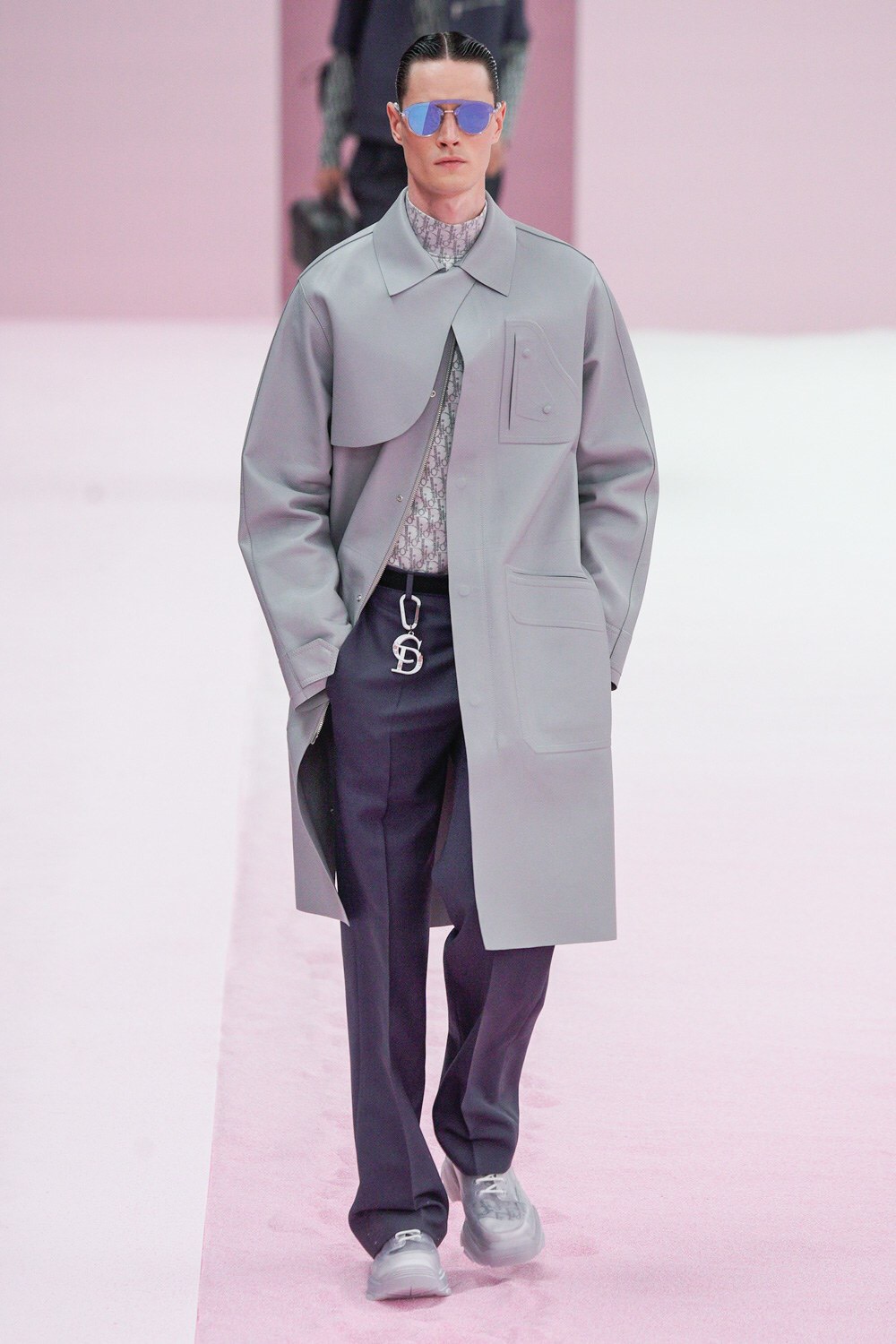images/cast/20201000020000020=Man SS 2020 COLOUR'S COMPANY fabrics x=Dior Homme